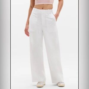 Athleta White Barrel Leg Utility Pants with Patch Pockets